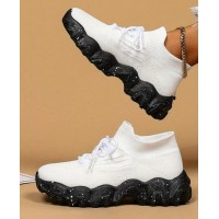 Breathable and Stylish Women Sneakers with Flexible Soles and Soft Insoles